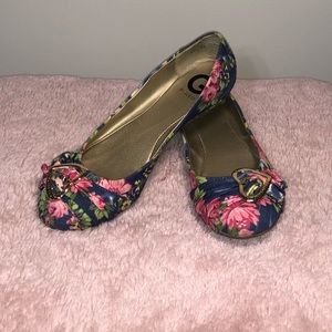 Guess Floral Flats